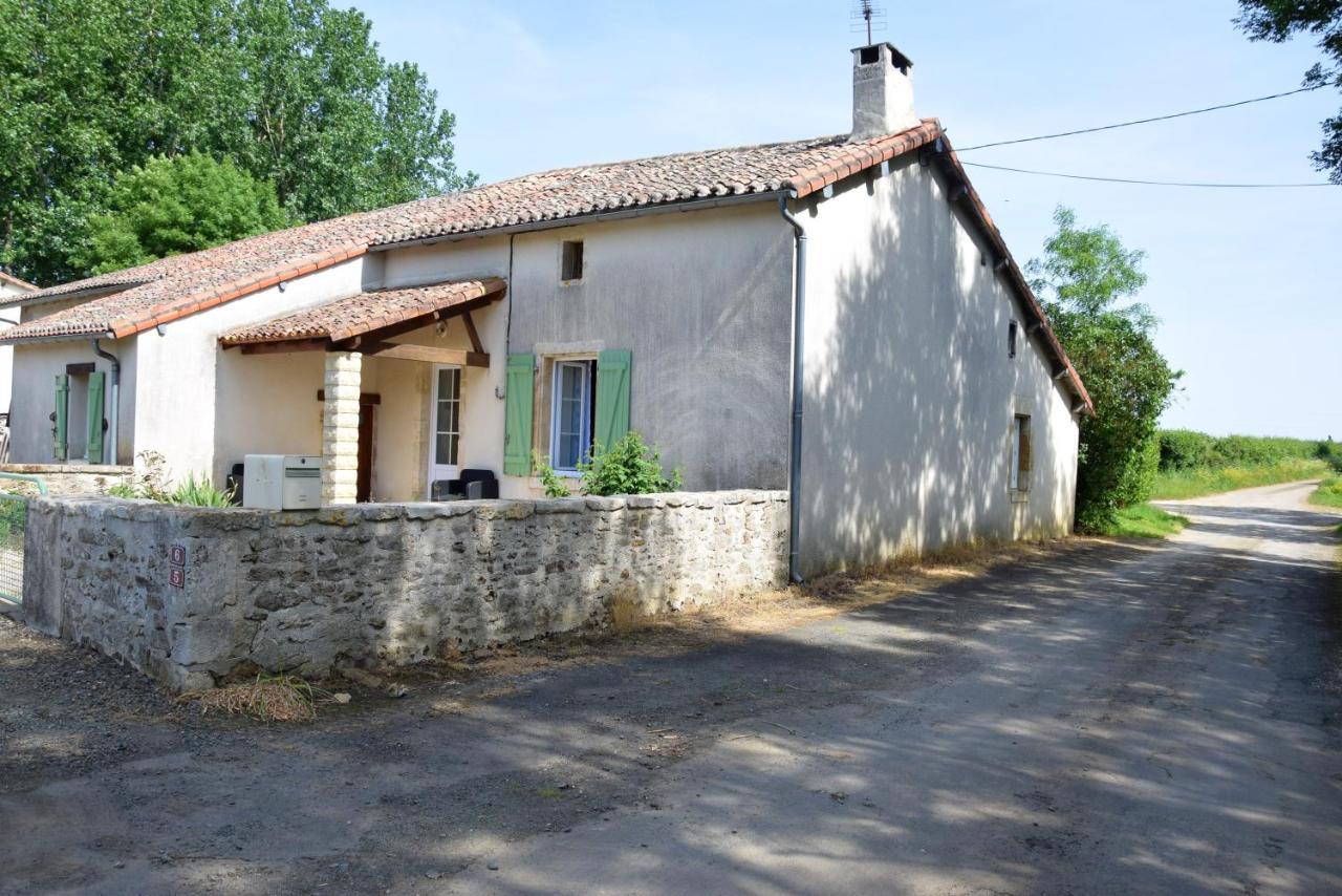 Maison Charismatique A Saint-Germier Avec Jardin Cloture. Экстерьер фото