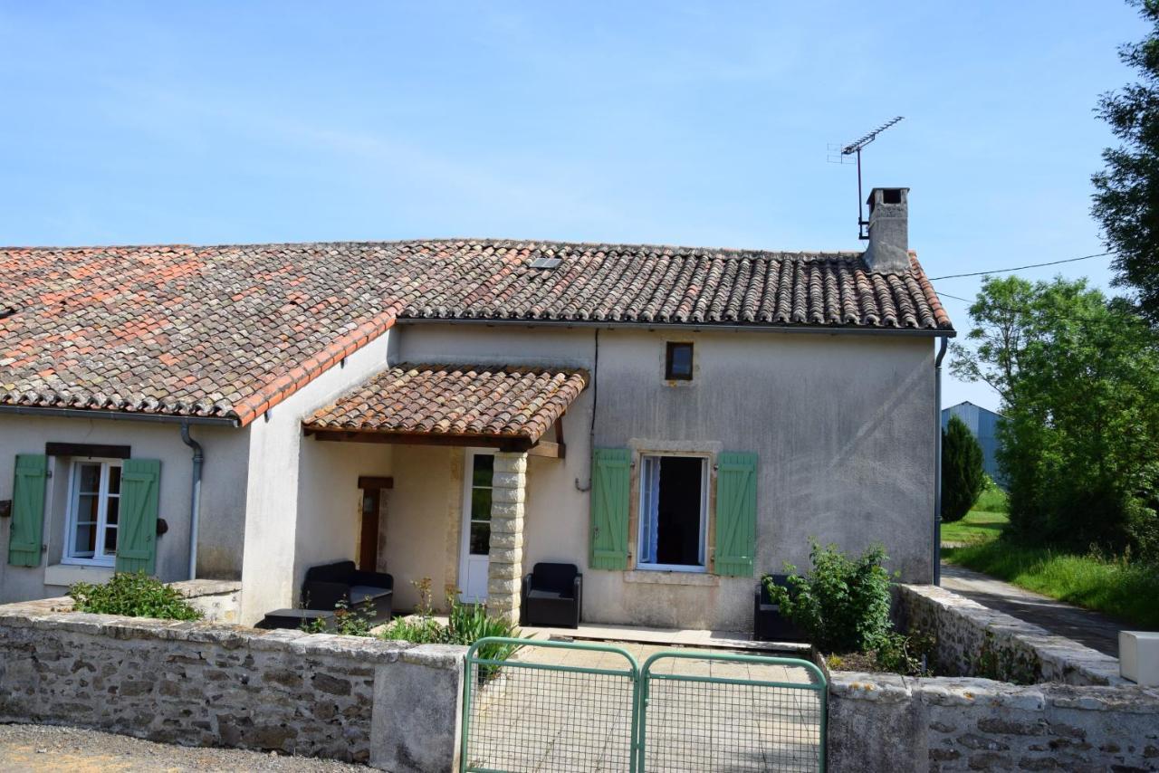 Maison Charismatique A Saint-Germier Avec Jardin Cloture. Экстерьер фото