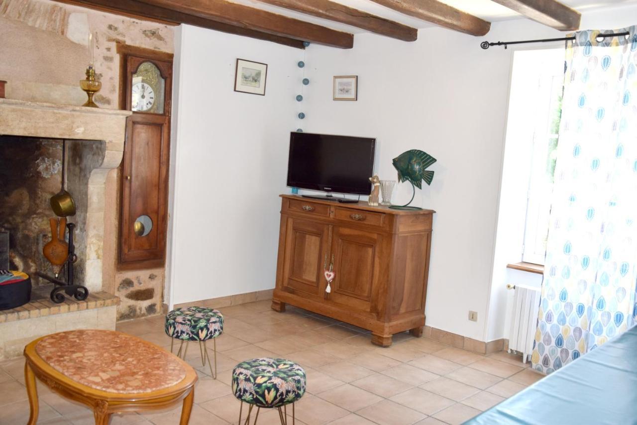 Maison Charismatique A Saint-Germier Avec Jardin Cloture. Экстерьер фото